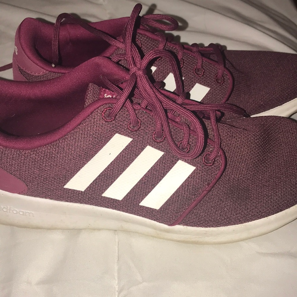 Adidas Tennis Shoes